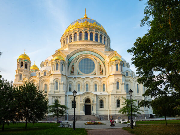 Кронштадт — форпост Балтики: тур из Петербурга с прогулкой по воде